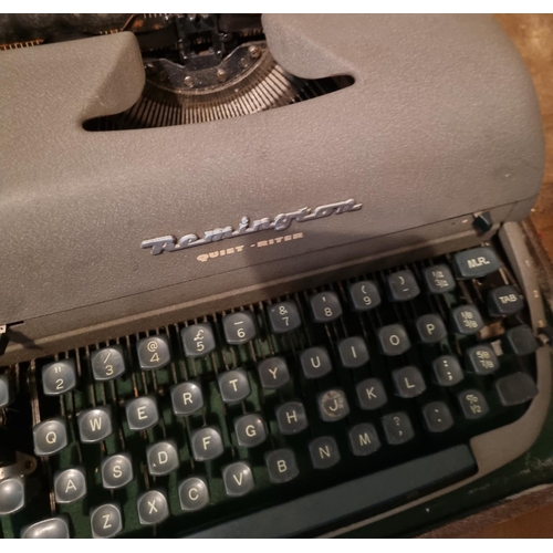 653 - Vintage Remington Typewriter in Case