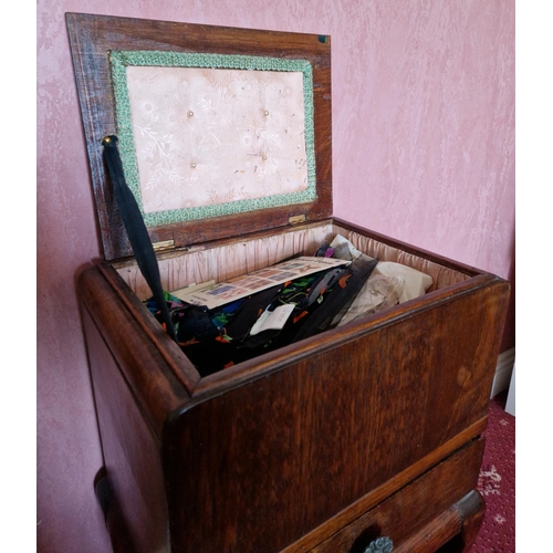 186 - Oak Sewing Box, H:68 x W:45 x D:32cm