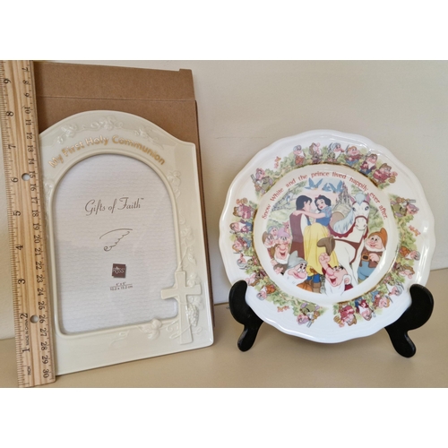 308 - Porcelain Communion Photo Frame and Snow White and the Seven Dwarves Decorative Plate