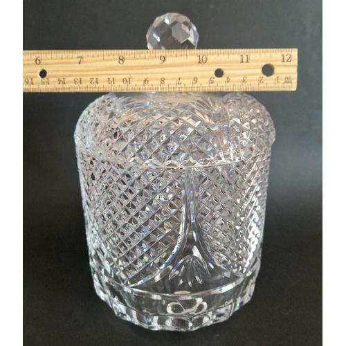 390 - Cut Glass Biscuit Barrell, 1988. H:21 x D:13.5 cm