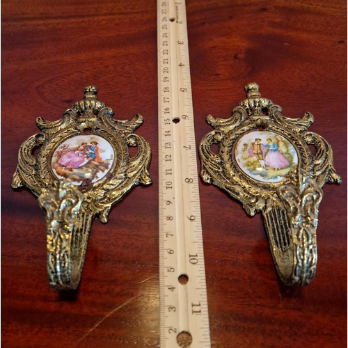 413 - Pair of French Style Wall Hooks, H:15 x W:9cm