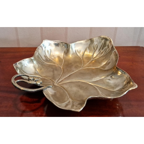 465 - Pair of EPNS Leaf Shaped Dishes L: 28cm x W: 25.5cm