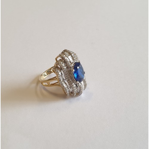 462 - 14ct Diamond & Sapphire Cluster Ring, Size: M