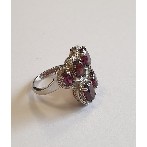 463 - Large Silver Garnet Ring, Size: Q 1/2