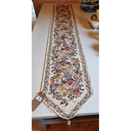 126 - Table Runner, Length 193cm