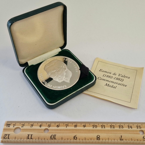 485 - Cased Eamon de Valera Centenary Medal (1882 to 1982) with certificate of Authenticity. Numbered 0163... 