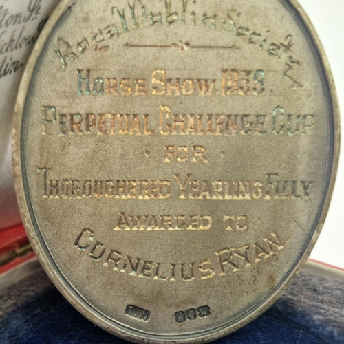 489 - Medal Awarded for the Royal Dublin Society Horse Show 1938 Perpetual Challenge Cup For Thoroughbred ... 