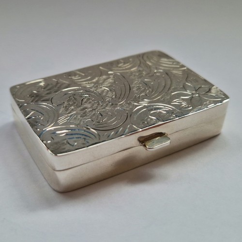 504 - Small Silver Pill Box, Stamped 925 CME,  Total Weight 31g