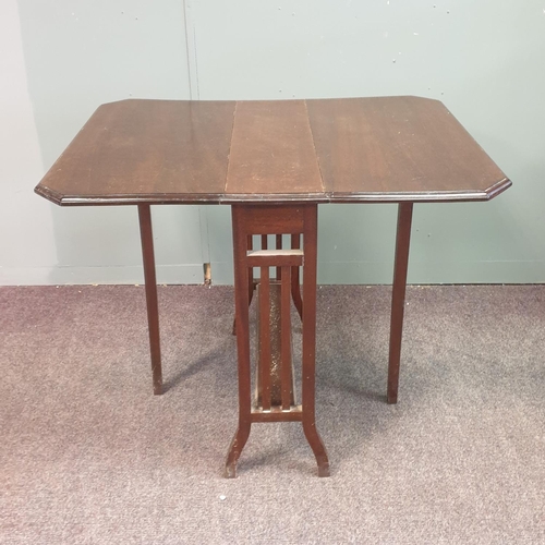 59 - Mahogany Drop Leaf Occasional Table, H:61 x W:78 x D:61cm Fully Extended