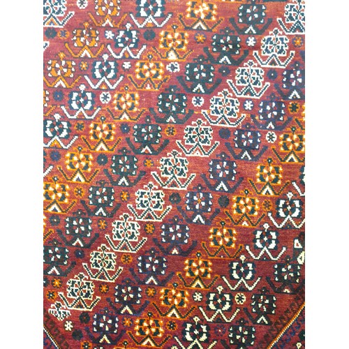 133 - Wool Carpet, Browns/Creams L: 250cm x w: 155cm)