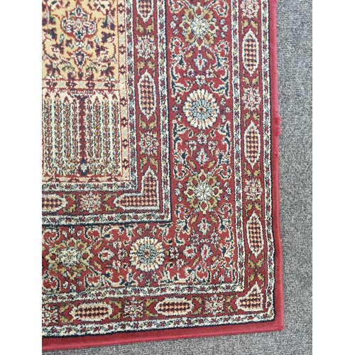 243 - Rug W: 230cm x D: 170cm