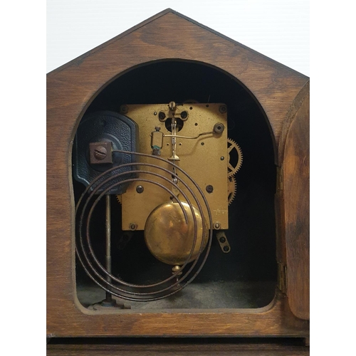 348 - Art Deco oak Mantel Clock, H:23 x W:38 x D:13cm