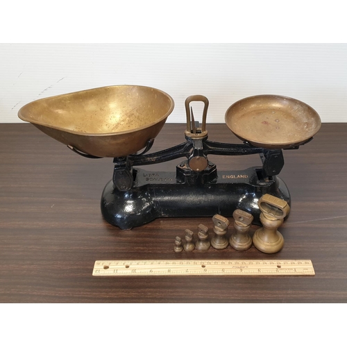 468 - Weighing Scales by Libra Scales Company England with Brass Weights