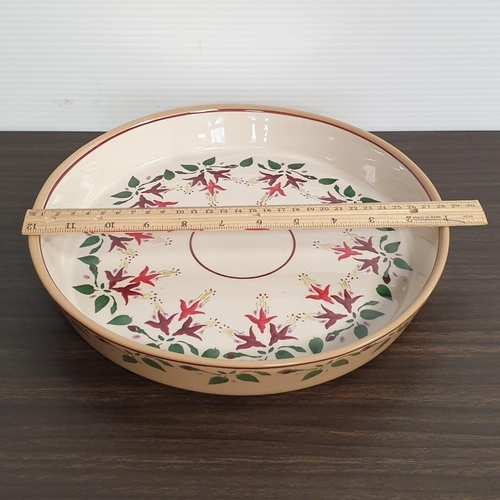 257 - Nicholas Mosse Pottery Large Quiche Dish, Fuchsia Pattern. Diameter 28cm