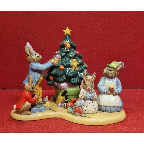 600 - Bunnykins by Royal Doulton Limited Edition Christmas Ornament #71 of 250 'Christmas Tree' height: ap... 