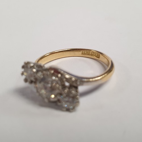 674 - 18ct Antique Diamond Three Stone Ring 1ct