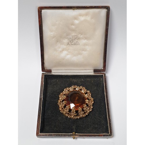 670 - Large Vintage Brooch