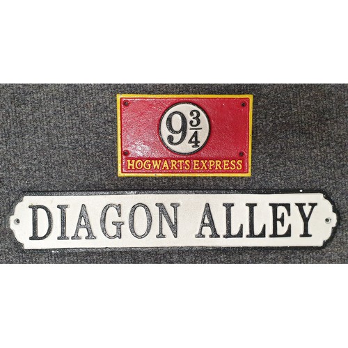 793 - Lot of 2x Cast Iron Signs - Diagon Alley and Hogwarts Express