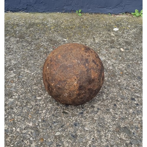 839 - Cannon Ball, 15cm diameter and 28lb