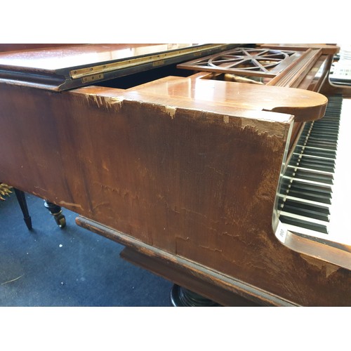 860 - John Broadwood & Sons Baby Grand Piano