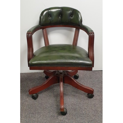 945 - Green Leather Swivel Office Chair