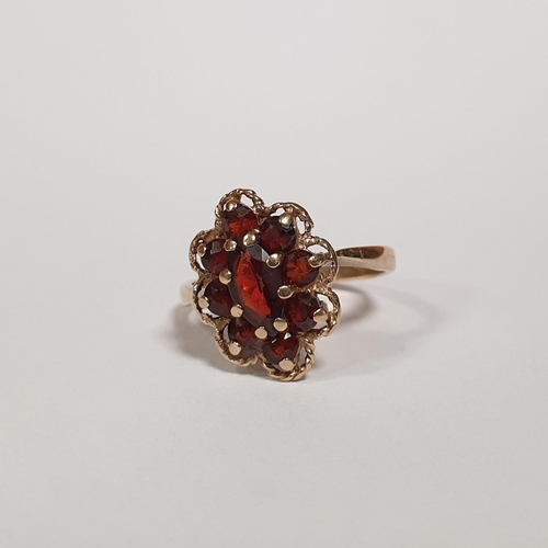 305 - 9ct Garnet Cluster Ring, Size N