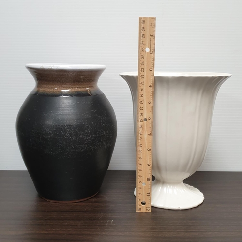 149 - Stephen Pearce Vase (H:23 x D:20cm) and Beswick Ware Vase (Height 22cm)