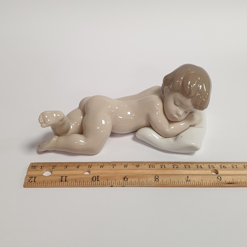 285 - Lladro Porcelain Figure, Sleeping Child Length 16cm