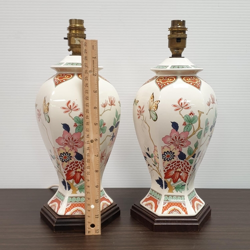 422 - Pair of Porcelain Table Lamps, H:35cm