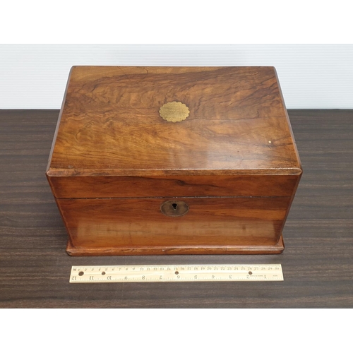 526 - Brass Inlaid Walnut Sewing/Jewellery Box, H:19 x W:33 x D:23xm