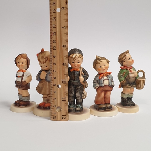 581 - Lot of 5x Hummel figurines, Tallest 10cm