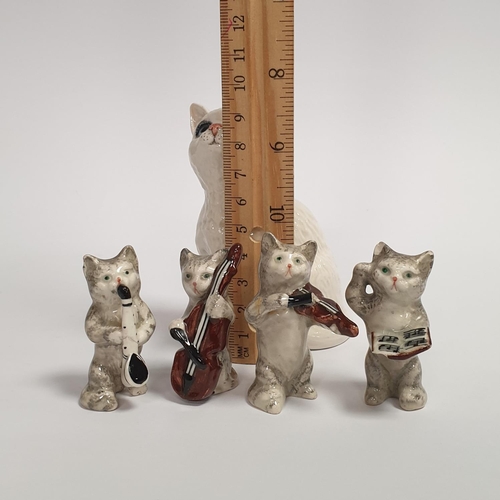 586 - Lot of 5x Beswick Cat Figurines, tallest 10cm