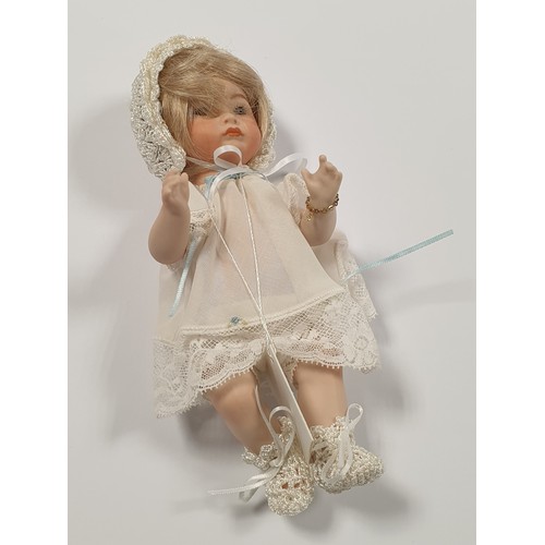 602 - Porcelain Doll Reproduction of S.F.B.J 252 Pouty in Original Box H: approx.. 20cm   (legs, arms and ... 