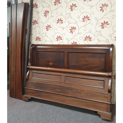 671 - Mahogany 5ft Sleigh Bed Complete with slats