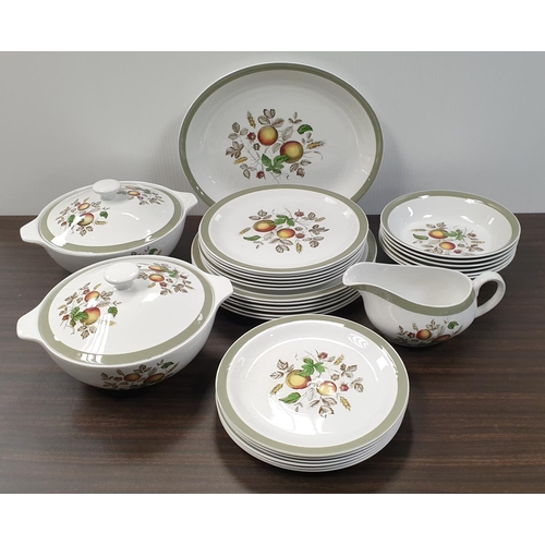 725 - 28pcs Collection of Alfred Meakin Dinnerware