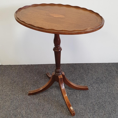 84 - Inlaid mahogany oval Occasional table, H:64 x W:56 x D:40cm