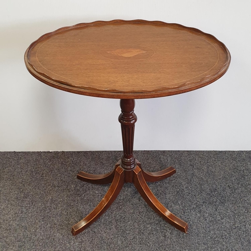 84 - Inlaid mahogany oval Occasional table, H:64 x W:56 x D:40cm