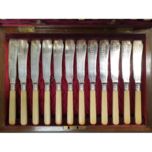 88 - Canteen of 12x Fish Knives and forks with key