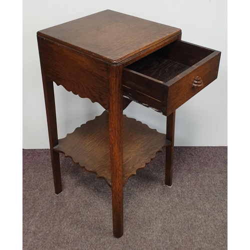 248 - Vintage 1940s Oak Side Table/Bedside Cabinet with single drawer, H:67 x W:33 x D:33cm