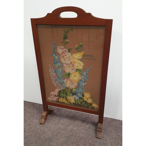 517 - Tapestry Needlework Fire screen, H:80 x W:46cm