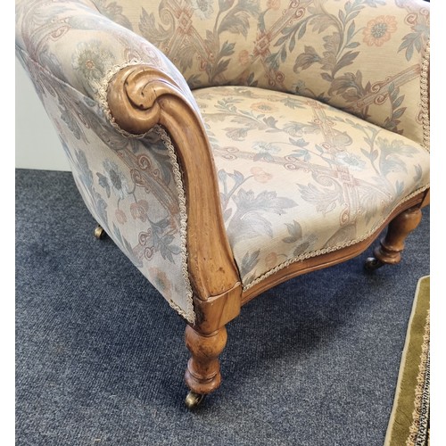 253 - Victorian Gents Chair