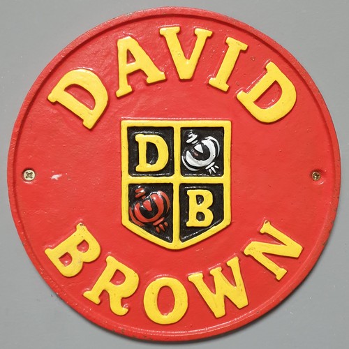 625 - Davy Brown Cast Iron Sign Diameter 23cm