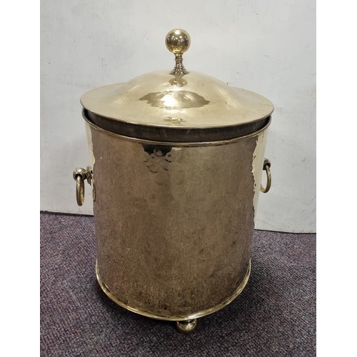 191 - Circular Brass Log Bucket with Cover , diameter 49cm