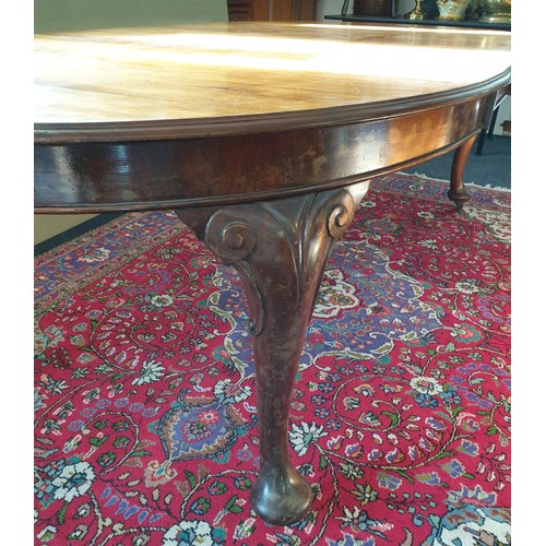 394 - Mahogany Table and Eight Chairs (Six Chairs and Two carvers) Dining Room Table with 2 Leaves total l... 