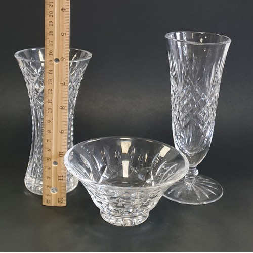 284 - Lot of 2x Waterford Crystal Vases (H:17 x D:7cm) and Waterford Crystal Small Dish