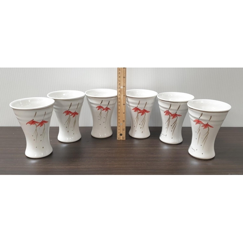 929 - 6x Louis Mulcahy beakers, H:13 x D:10cm