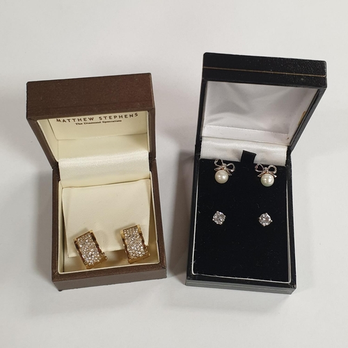 585 - Lot of 3x Pairs of Ear Rings (2 Boxes) including Michael Kors Cuff Earrings, Pearl and Bow, and Stud... 