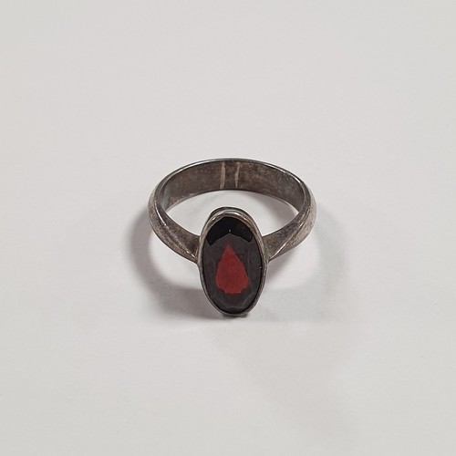 577 - Silver Garnet Colour Stone Set Ring