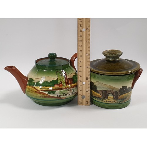 993 - Lot of 2x Watcombe Torquay Killarney Pottery - H: 11cm approx.