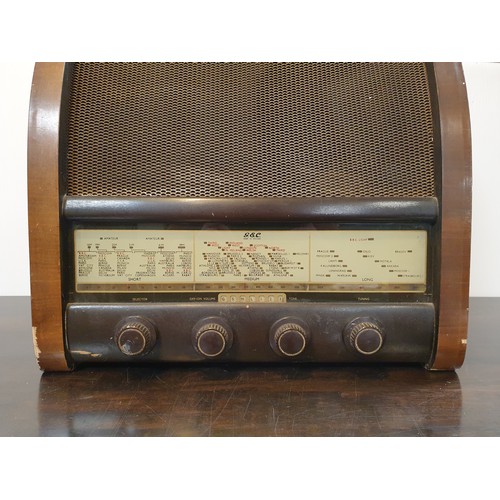 847 - Vintage GEC Radio H: 40cm x W: 45cm x D: 24cm